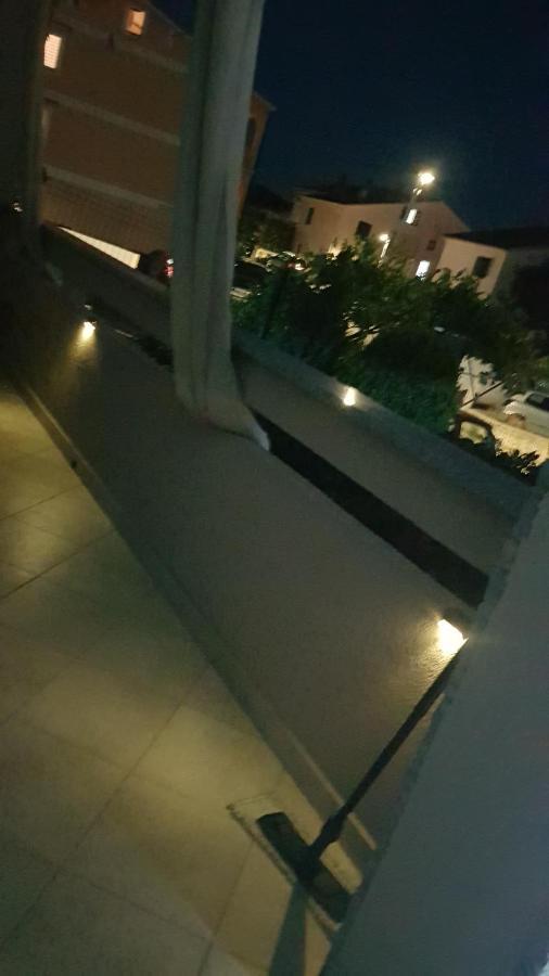 Kabashi Apartment Крк Экстерьер фото